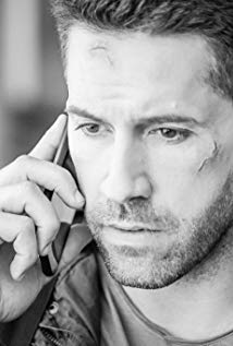 Scott Adkins